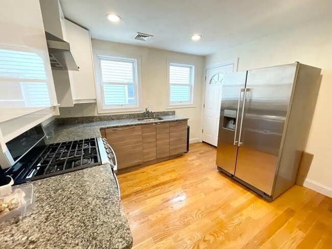 Foto del edificio - 7 Sudan St