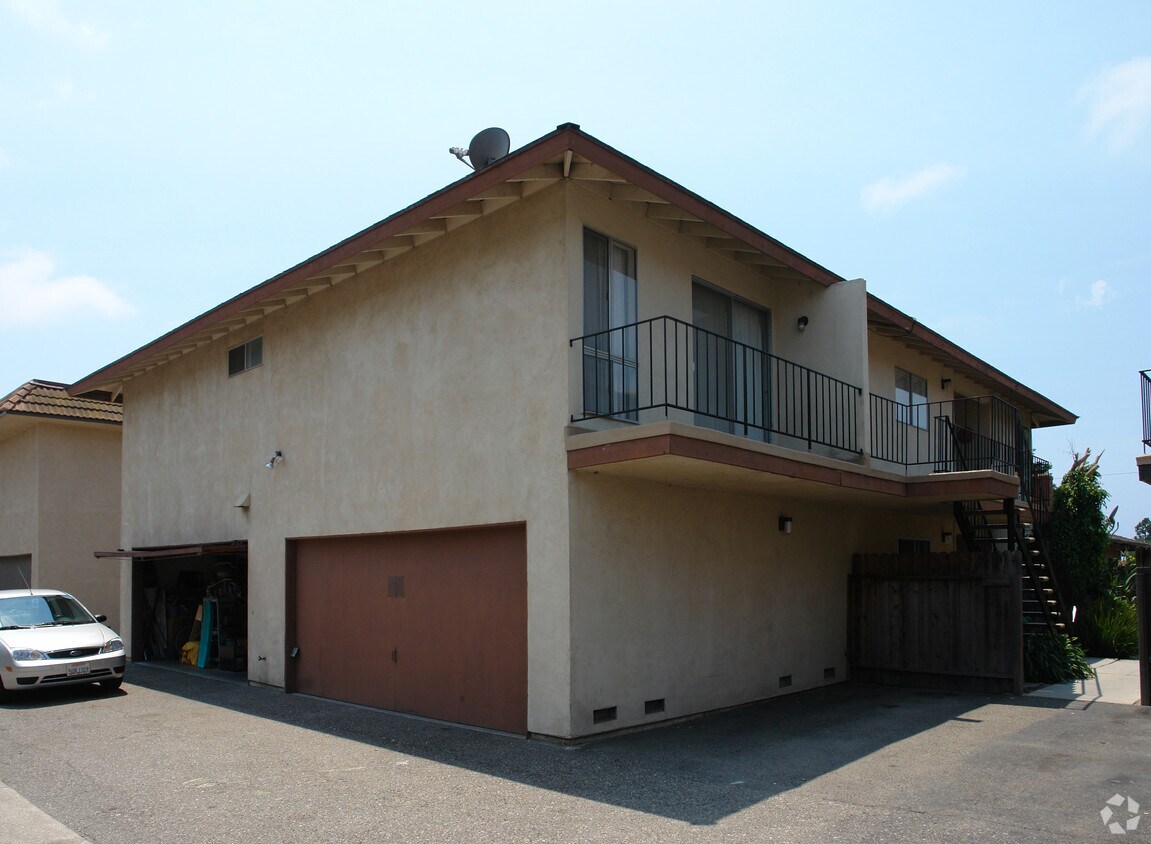 Building Photo - 16072 Waikiki Ln