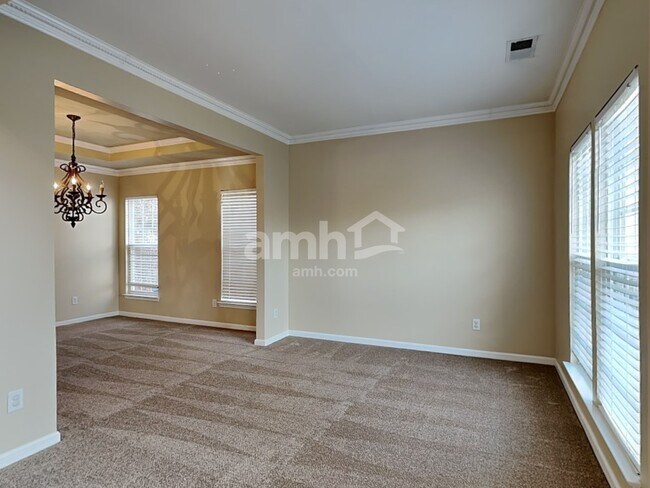 Building Photo - 12658 Cardinal Woods Drive