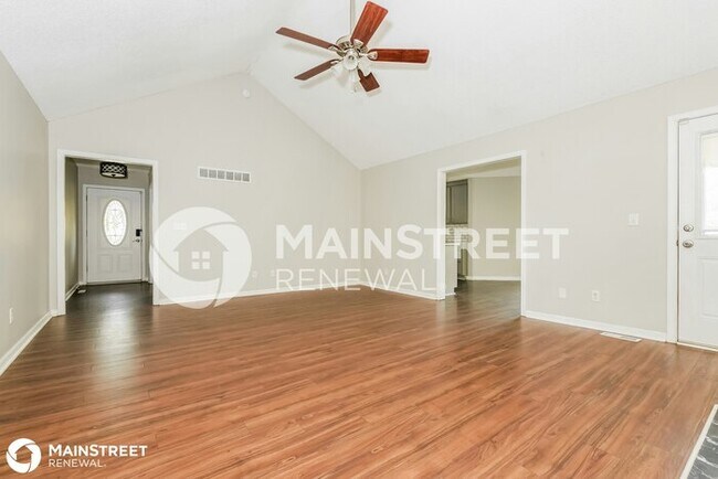 Foto del edificio - 308 NW Pecan St, Blue Springs, MO 64014
