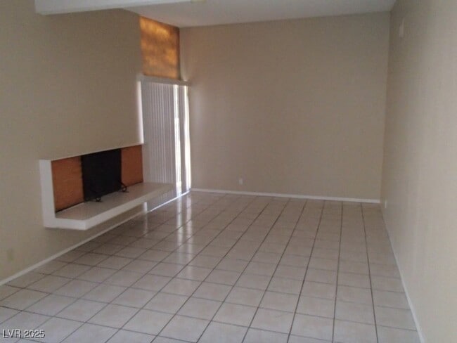 Building Photo - 1880 Caballero Way