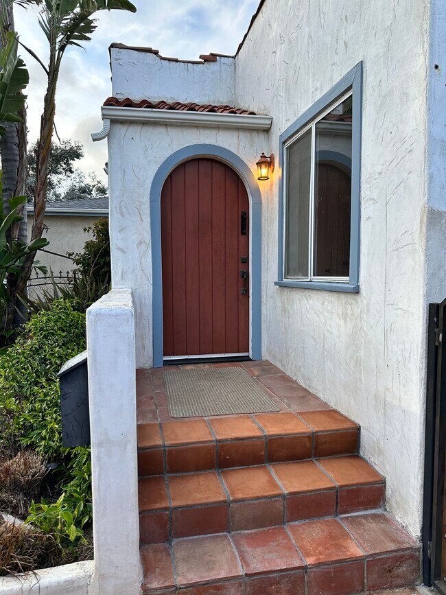 Foto del edificio - 4318 Grand View Blvd
