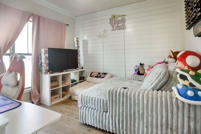 Foto del edificio - Pet Friendly Four Bedroom!