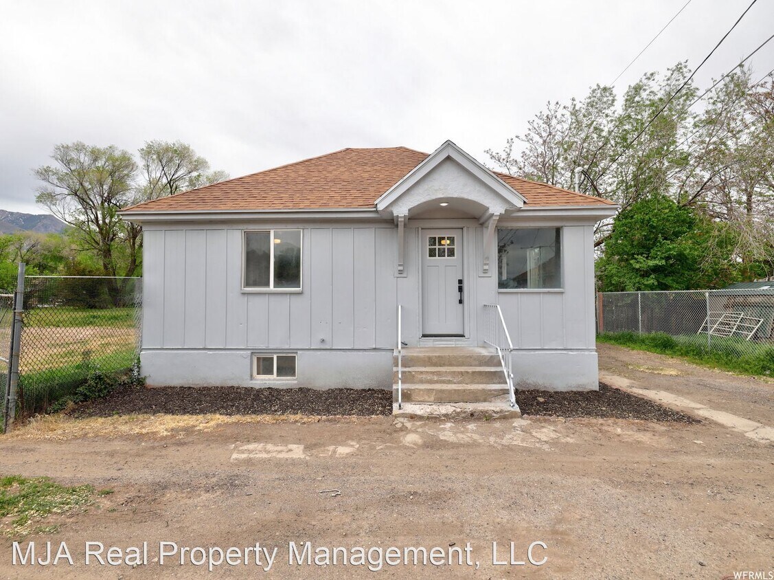 Primary Photo - 1 br, 1 bath House - 2136 Monroe BLVD - ADU