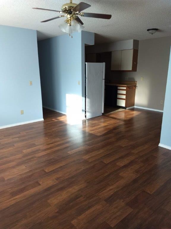 Living Room - 5203 N Pierson St