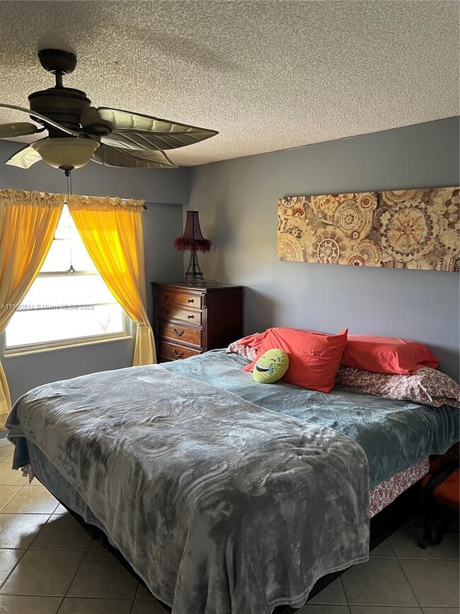 Foto del edificio - 13550 SW 6th Ct