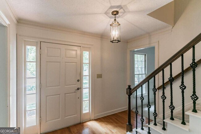 Foto del edificio - 3203 Birdnest Ct NE