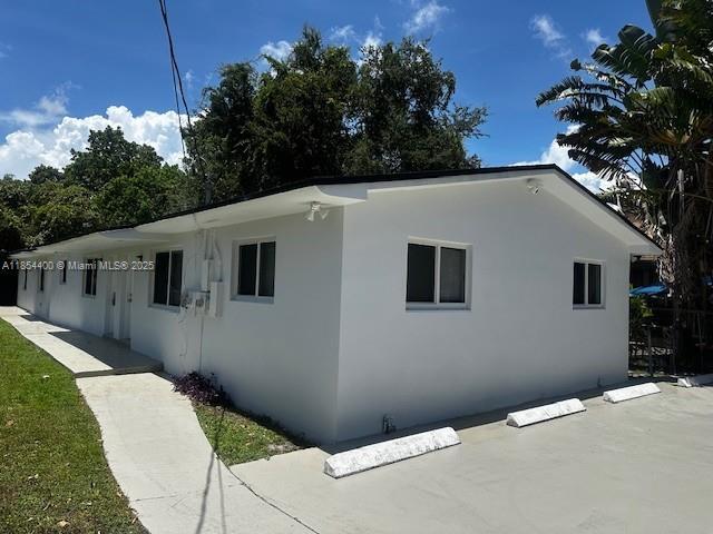 Foto del edificio - 5700 NW 5th Ave