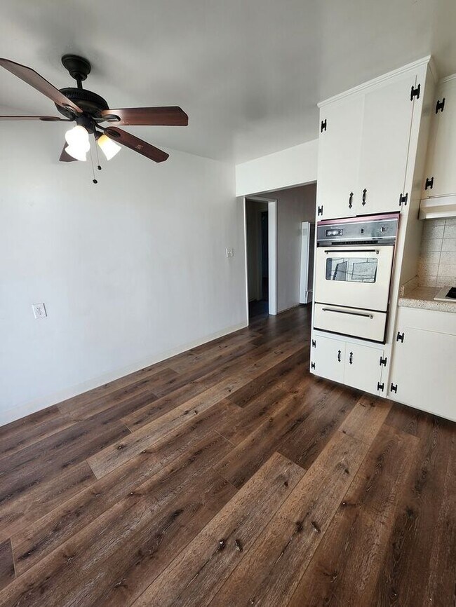 Foto del edificio - 1 Month FREE!! Gated Community - Spacious 2 bdrm unit in La Mesa