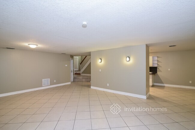 Building Photo - 10381 SW 139th Ct