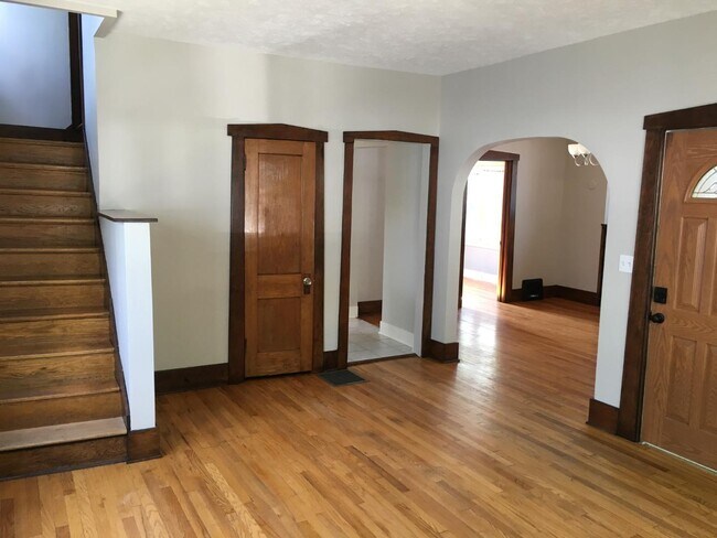 Foto del edificio - 253 Valley Ave SW