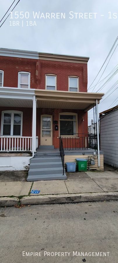 Building Photo - 1550 Warren St