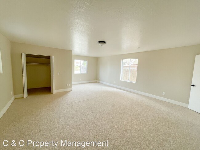 Foto del edificio - 4 br, 2 bath House - 11580 Preston Street