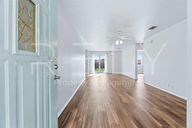 Foto del edificio - 505 Shale Dr