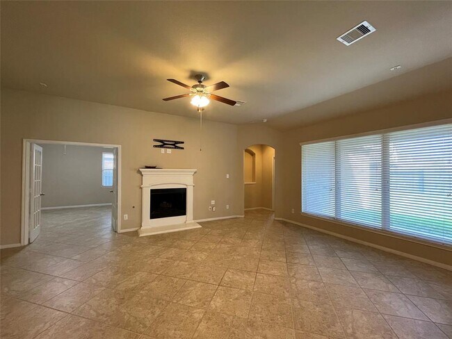 Foto del edificio - 23410 Clark Arbor Ln