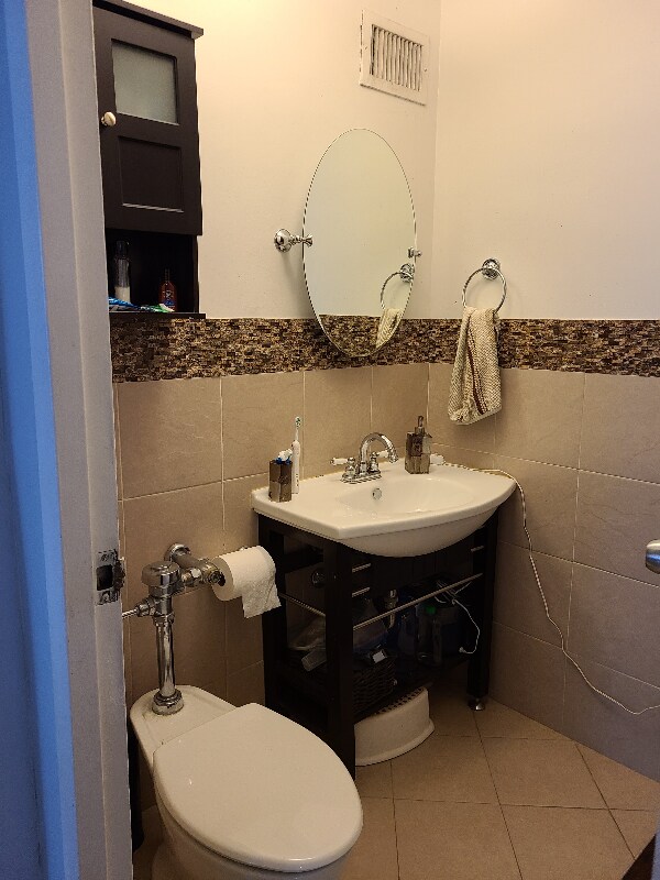 Foto del edificio - 6157 N Sheridan Rd