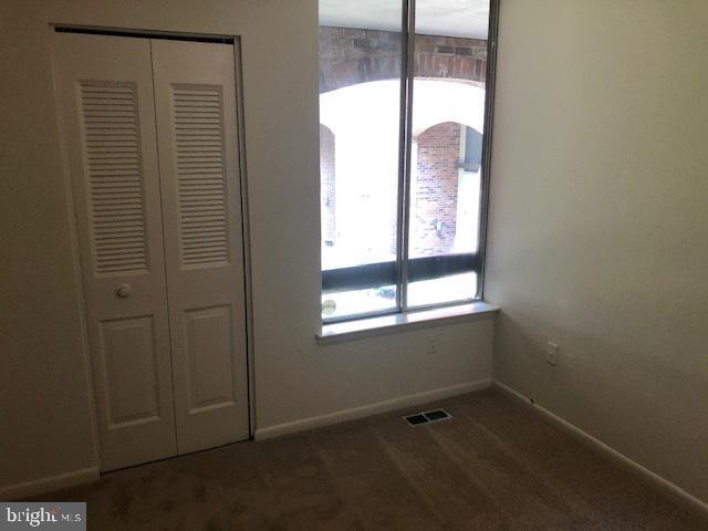 Foto principal - 1601 S Hayes St
