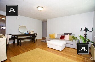 Building Photo - 49 Colborne Rd