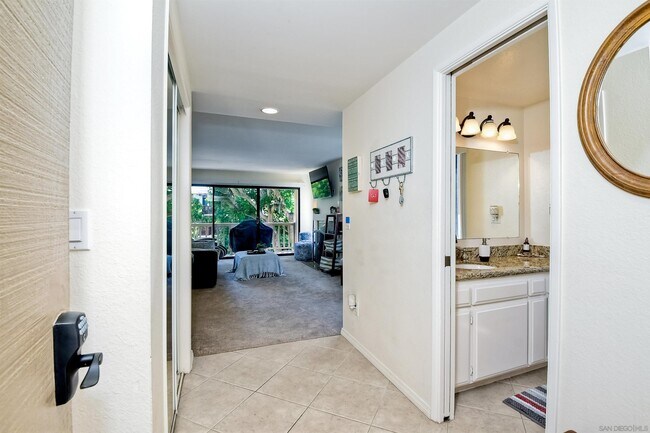 Building Photo - 573 S Sierra Ave