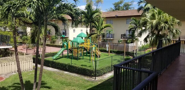 Foto del edificio - 8550 SW 109th Ave