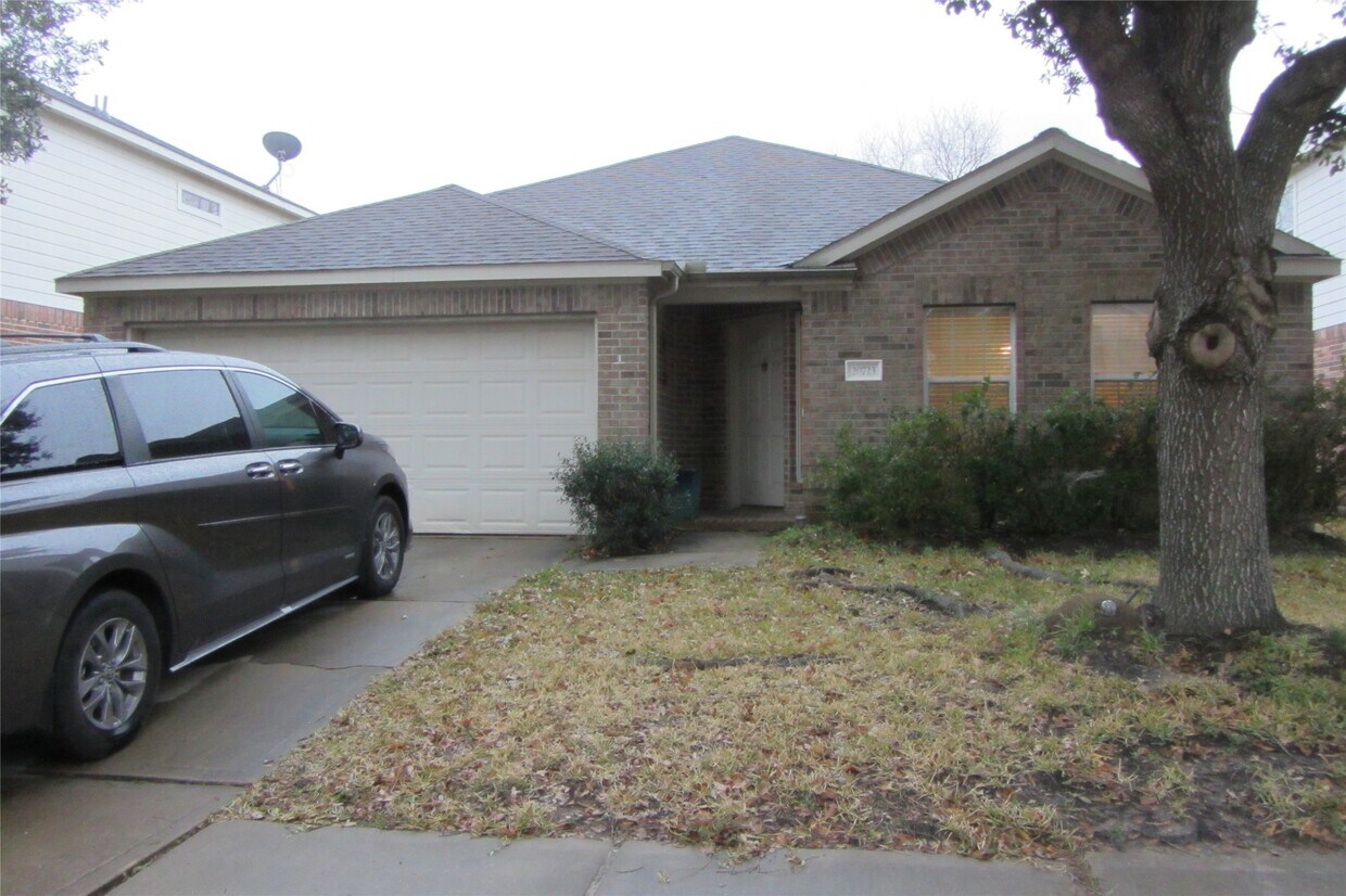 Foto principal - 20723 Fernwick Village Dr