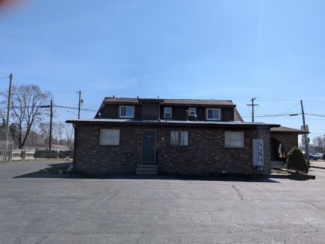 Foto del edificio - 158 E Maumee Ave