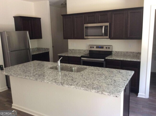 Foto del edificio - 7288 Emma Ct