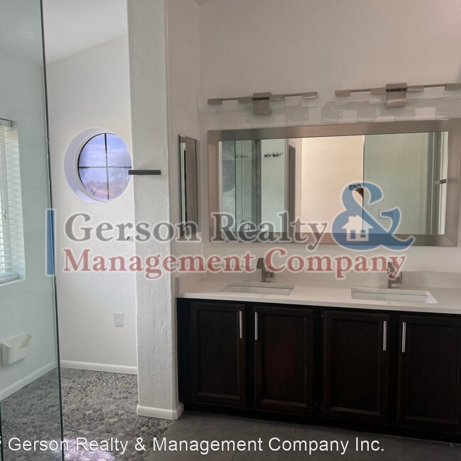 Foto del edificio - 4 br, 2.5 bath House - 1958 W. Peninsula C...