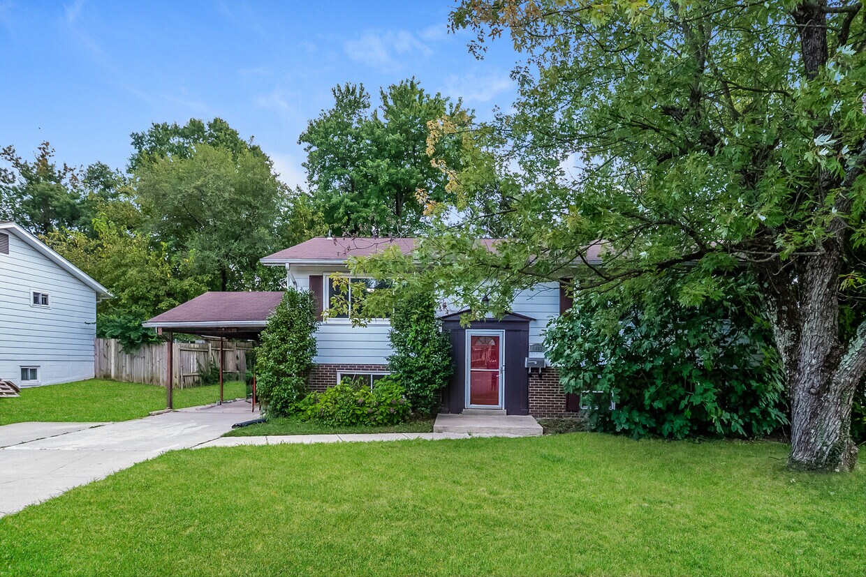 Foto principal - 5003 Stewart Ct