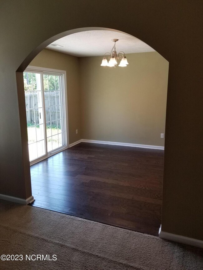 Foto del edificio - 212 Marsh Haven Dr