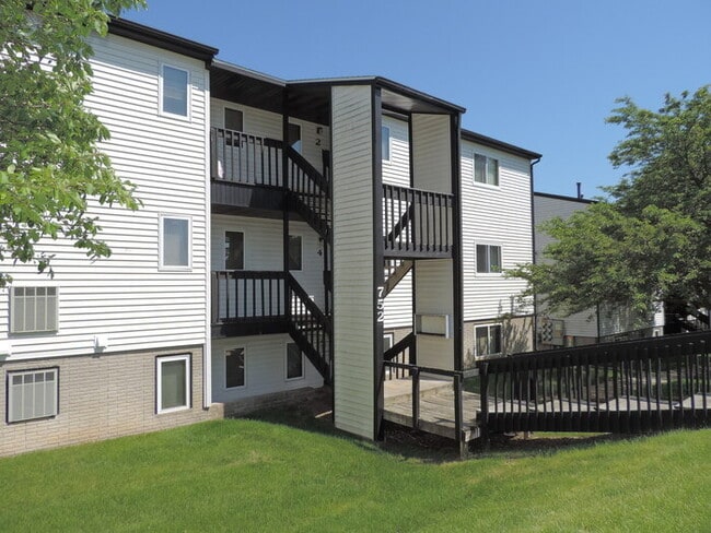 $1,150 | 2 Bedroom, 1 Bathroom CONDO | CAT Friendly* | Available for July 1st 2026 Move In! - $1,150 | 2 Bedroom, 1 Bathroom CONDO | CAT Friendly* | Available for July 1st 2026 Move In!