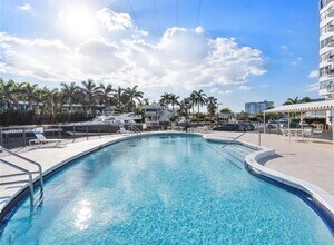 Building Photo - 11930 N Bayshore Dr