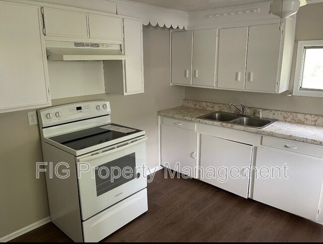 Foto del edificio - 4135 Selma Ave
