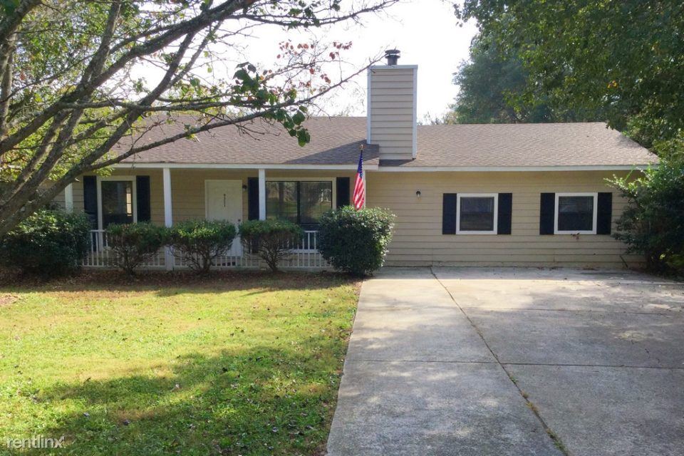 Foto principal - 9311 Aylesbury Ln