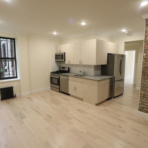 Foto del edificio - 920 Bushwick Ave