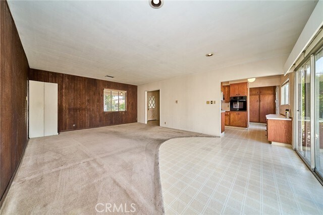 Building Photo - 315 E Las Flores Ave