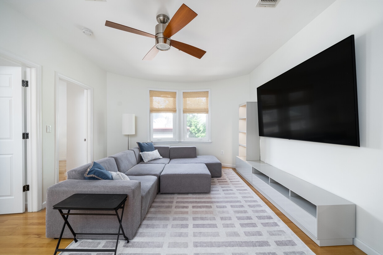 Foto principal - 515 Gregory Ave