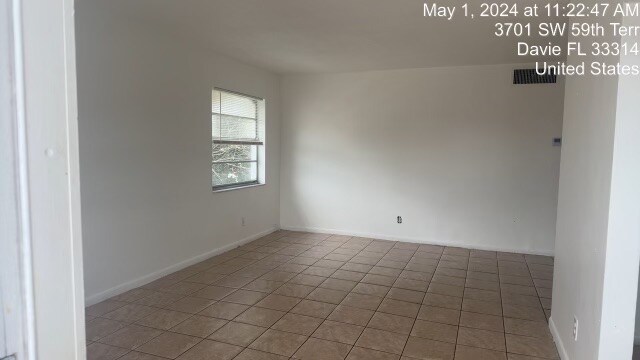 Foto del edificio - 3701 SW 59th Terrace