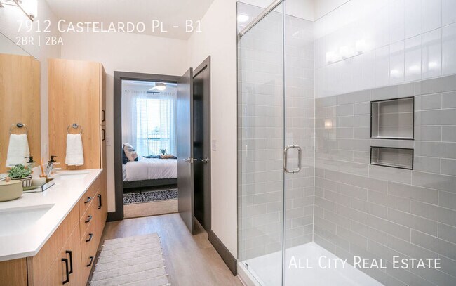 Building Photo - 7912 Castelardo Pl
