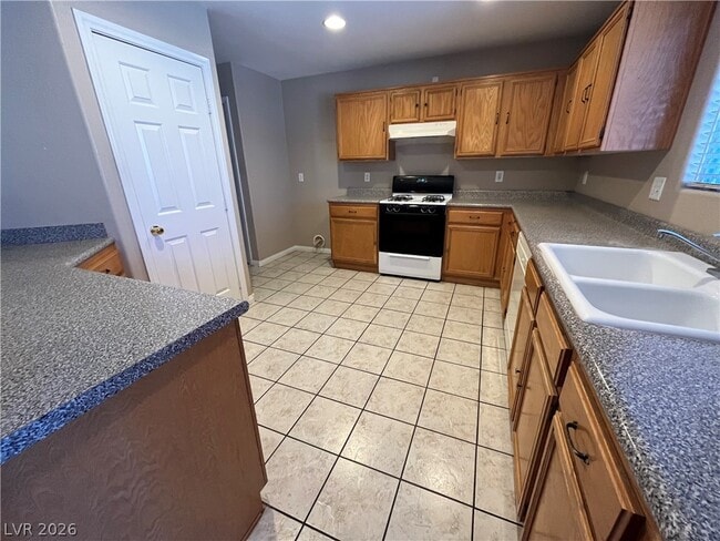 Building Photo - 5532 Madigan Ct