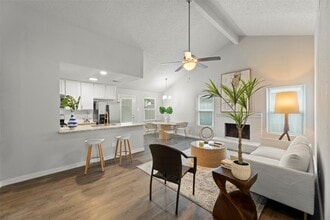 Building Photo - 1123 Rock Canyon Dr