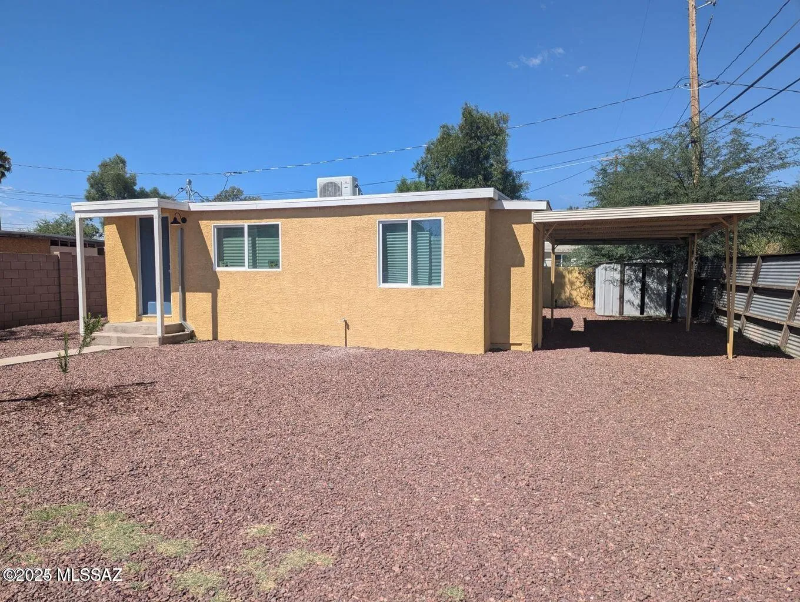 Foto principal - 2707 E Grant Rd
