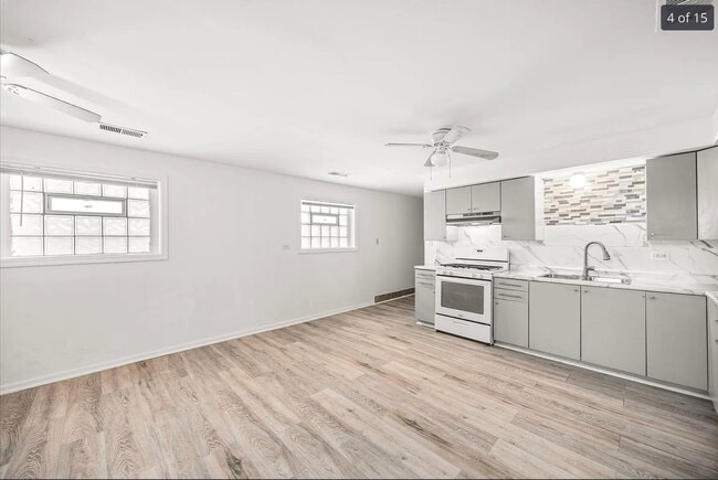 Building Photo - 13313 S Eberhart Ave