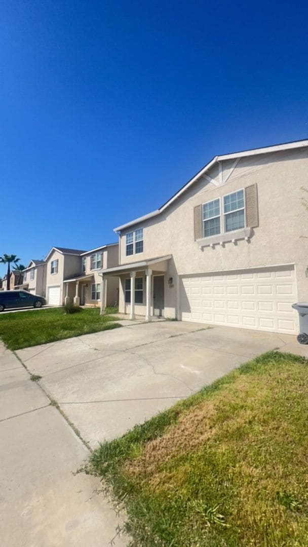 Photo - 1133 Pinnacle Dr House