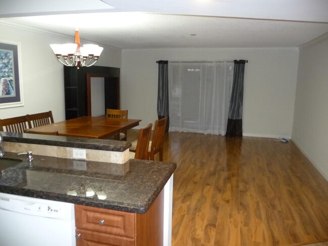 Foto del edificio - 22615 SW 66th Ave