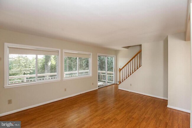 Foto del edificio - 839 Bowie Rd