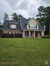 Building Photo - 10 Laurel Ridge