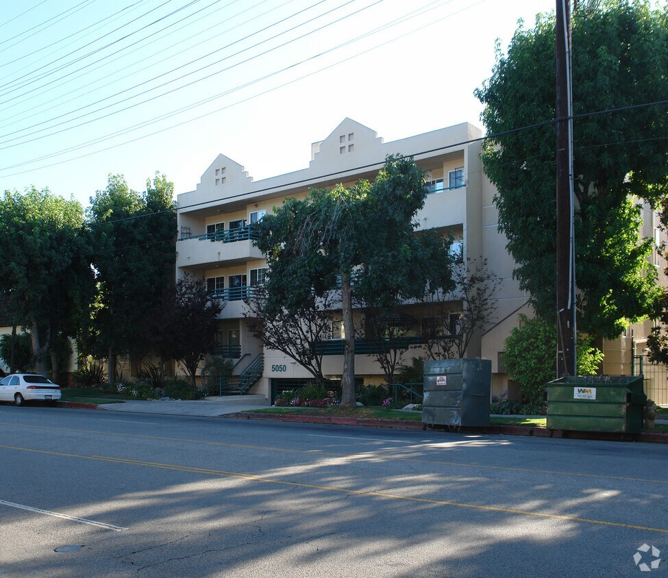 Primary Photo - Residential Condominium