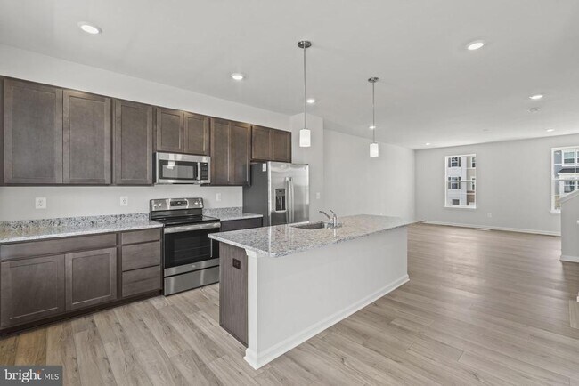 Foto del edificio - 160 Winterplace Dr