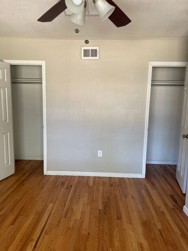 Foto del edificio - Pre Leasing for fall 2026! 4/3.5 in Tech Terrace!